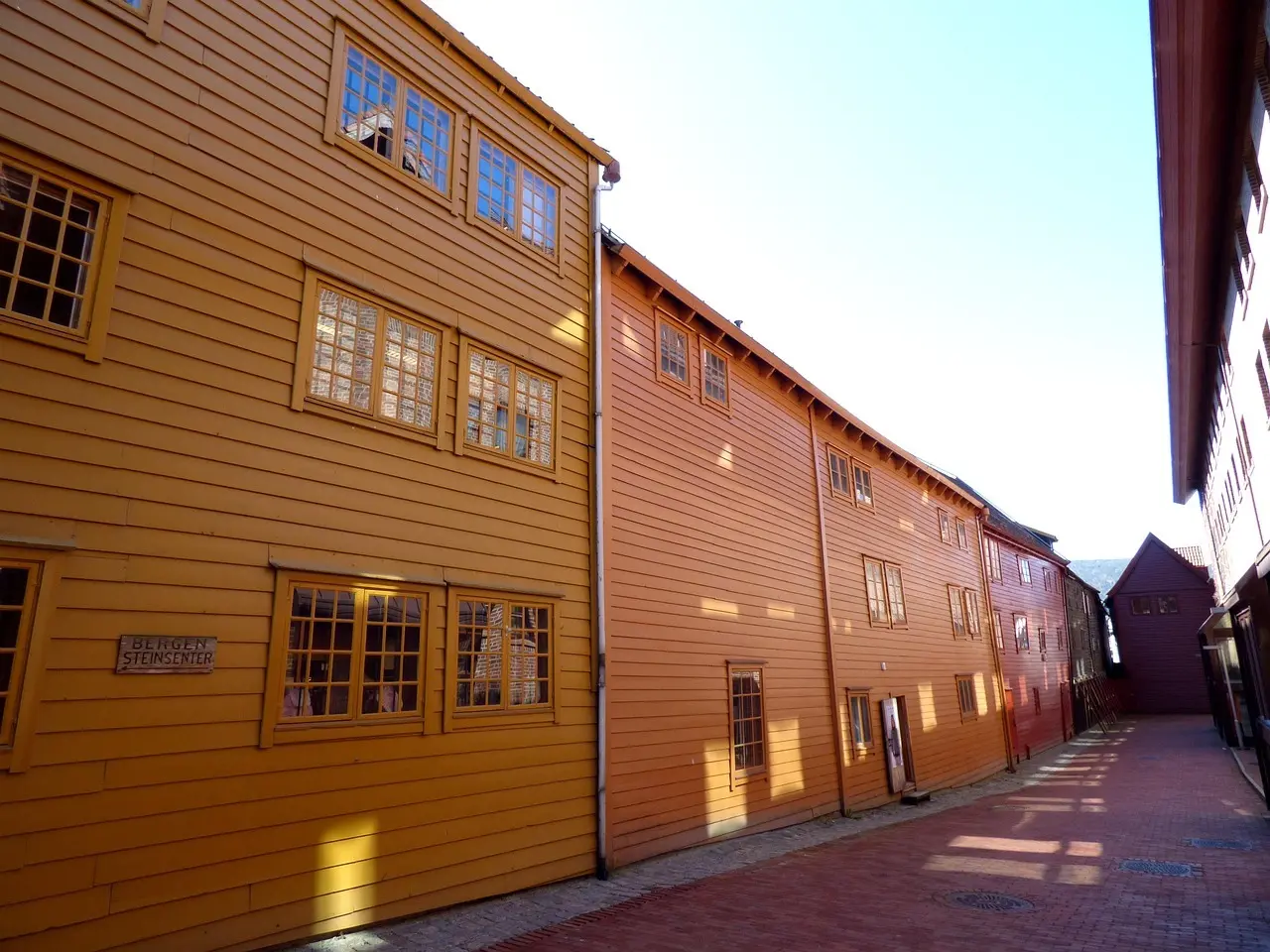 Hvordan er vejret i Bergen i juni?
