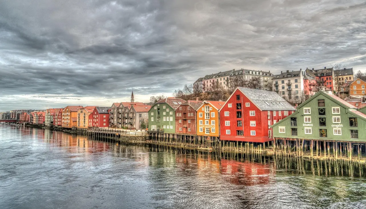 Hvordan er vejret i Trondheim i august?