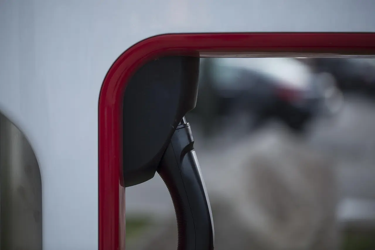 7 ladestandere til elbiler i nærheden af SR-Bank Arena på kampdagen